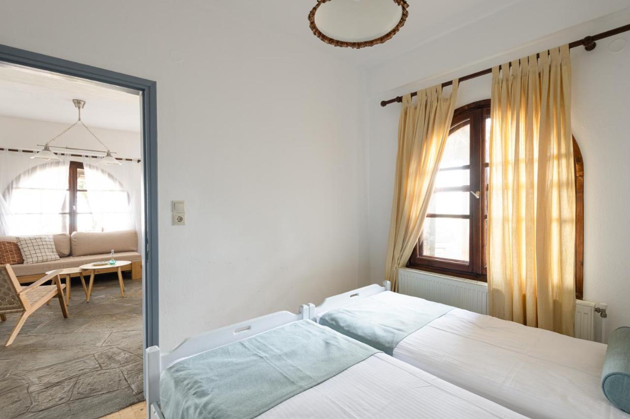 Sun Kiss Cottage, Vourvourou #Feelslikehome エクステリア 写真