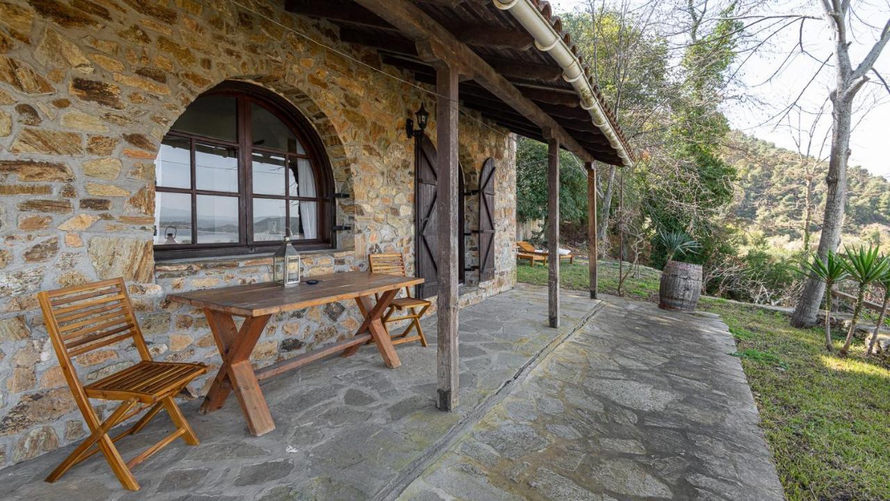 Sun Kiss Cottage, Vourvourou #Feelslikehome エクステリア 写真